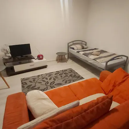 Monteurwohnung Fuer Handwerker In Halle